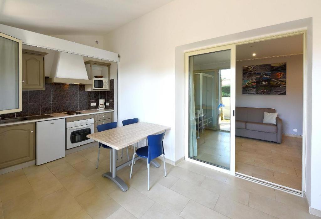 Residence San Pellegrino Folelli Zewnętrze zdjęcie