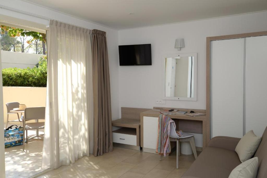 Residence San Pellegrino Folelli Zewnętrze zdjęcie